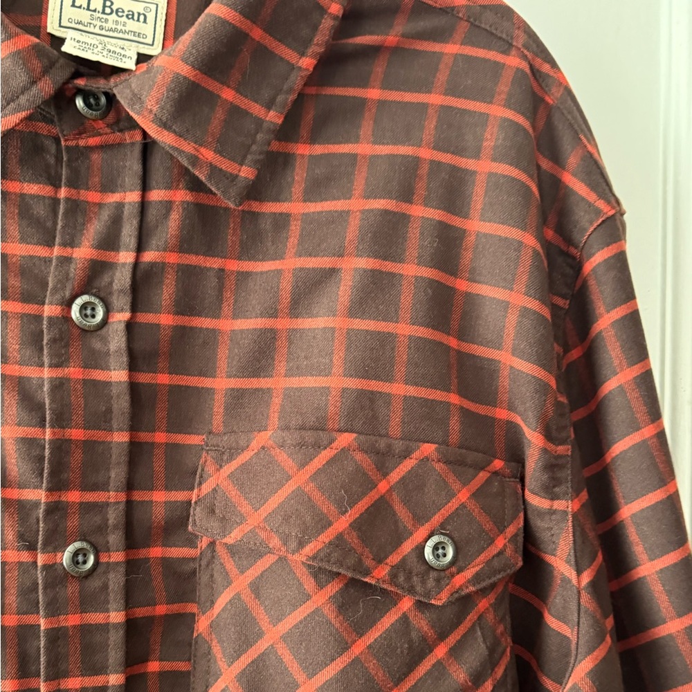 L.L. Bean Men's Casual Red Checkered Shirt Size XL - Picture 4 of 9